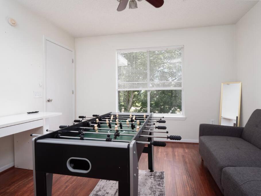 Spacious Condo Mins To Shands, University, & Downtown! Ґейнсвілл Екстер'єр фото