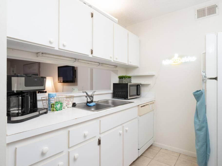 Spacious Condo Mins To Shands, University, & Downtown! Ґейнсвілл Екстер'єр фото